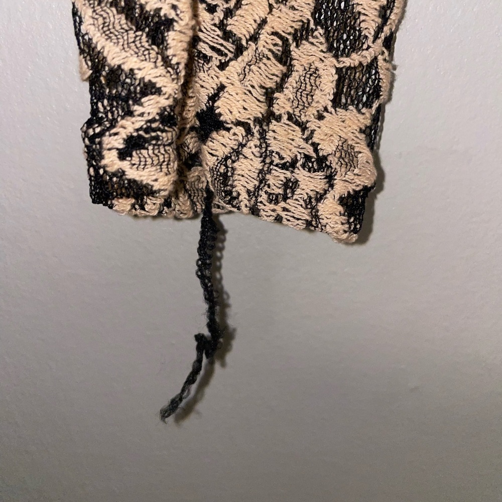 Small Dress - Picture 4 of 4